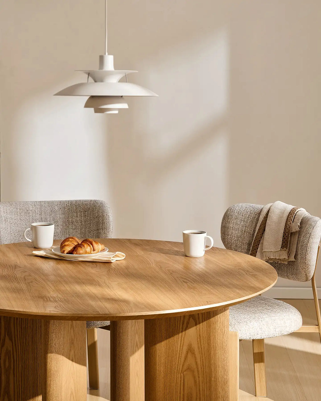 Bramley Dining Table [For 4-6] [Pre-Order]-3