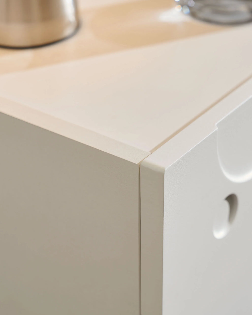Bubbli LED Bedside Table-3